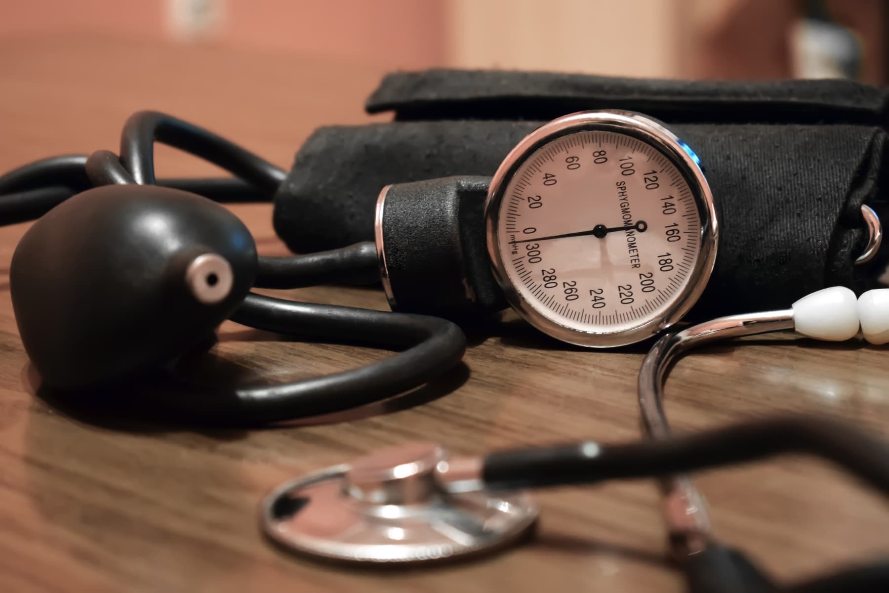 Consumir CBD para combatir la hipertensión arterial